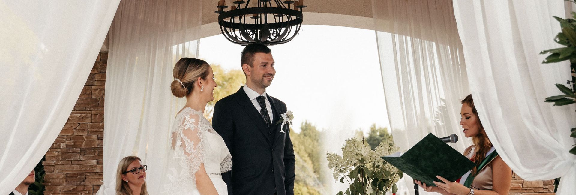 Versmondólány - Szertartásvezető Nyíregyháza